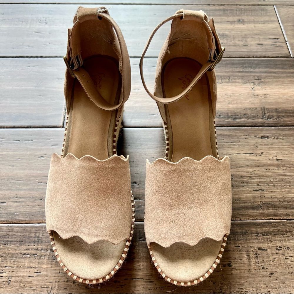 CROWN VINTAGE Daffodil Espadrille Platform Wedge Sandal Heel Tan Suede Size 10 - Picture 3 of 16